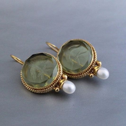 Pendientes de perlas de piedra verde redondeada vintage