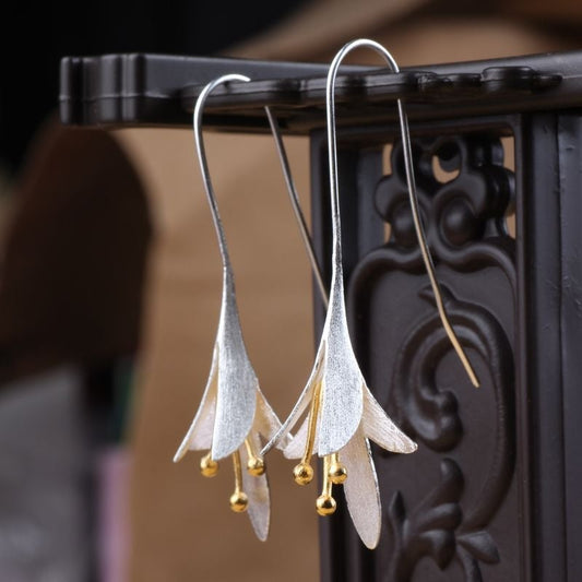 Pendientes de flor de plata