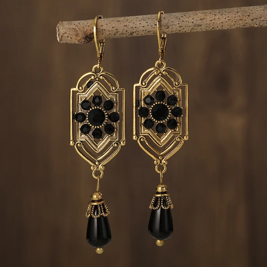 Pendientes Vintage Negros con Joyas Colgantes